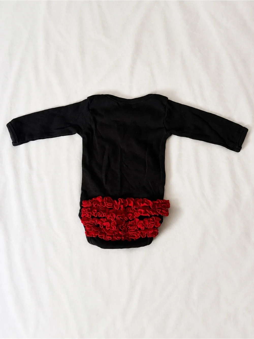 Zootie B. Little Black & Red RuffleButts Baby Girl Onesie – Size 3–6 Months